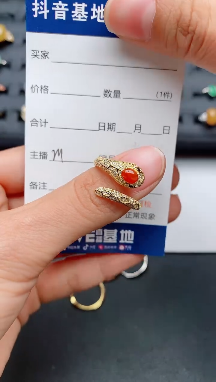 【闪购商品】翡翠戒指银S925镶嵌.........