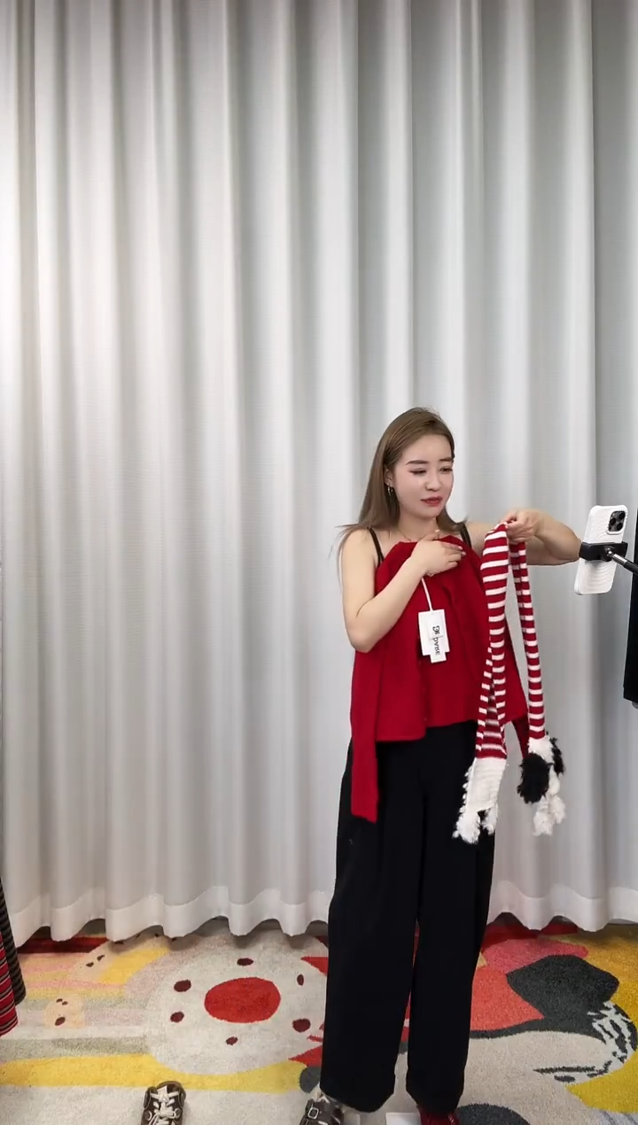 伶*特价不退换 红毛衣 L 