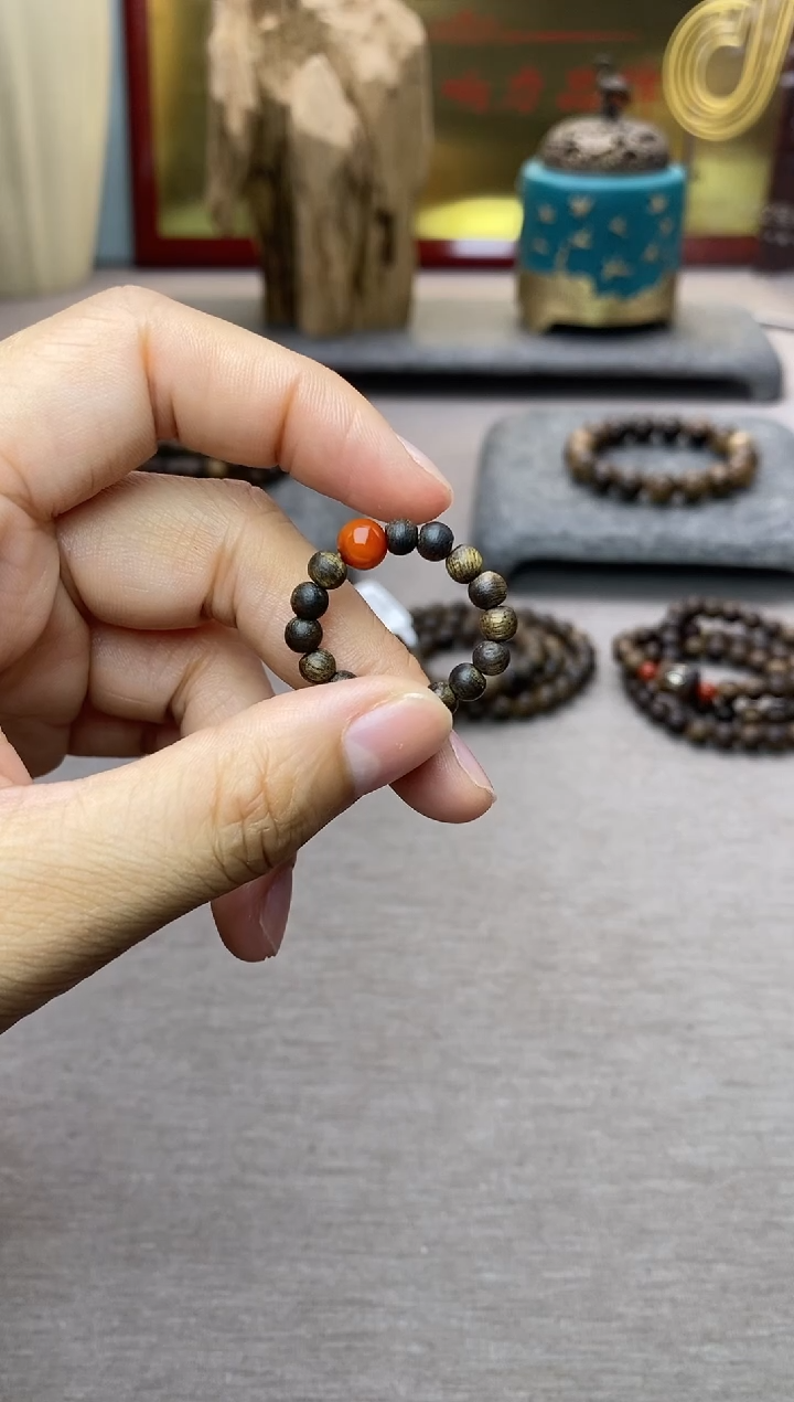 【闪购商品】沉香沉香碎屑白棋戒指04     