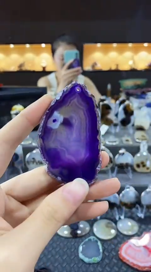 未镶嵌颈饰玛瑙/玉髓依**风玛瑙