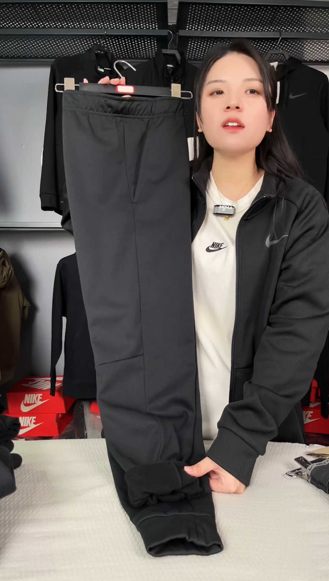 932255黑标薄绒束脚裤 L码130-150斤 