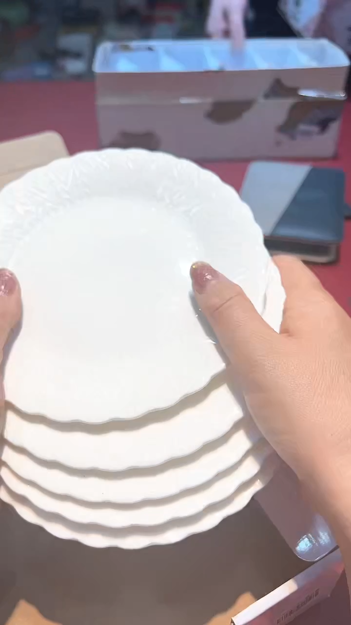 【闪购商品】瓷片锅碗瓢彭一件不剩