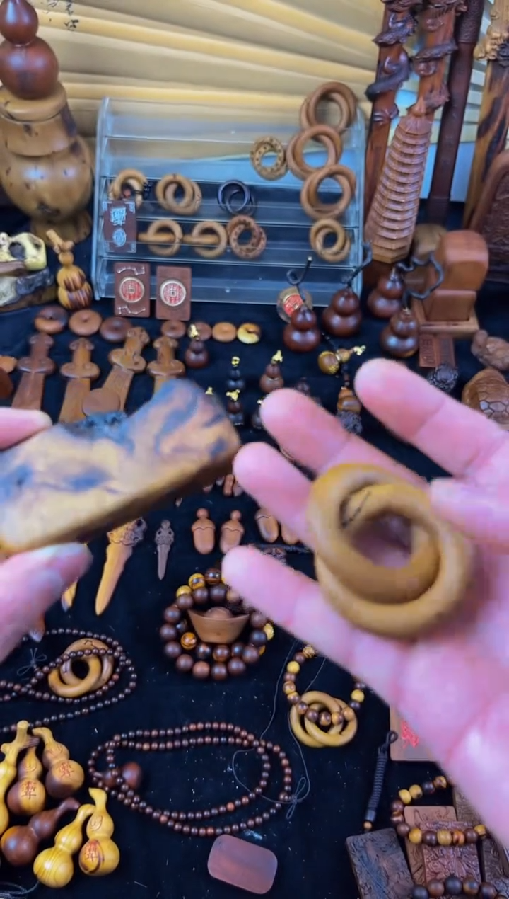 【闪购商品】枣木枣木小乾坤圈吊坠包邮到家