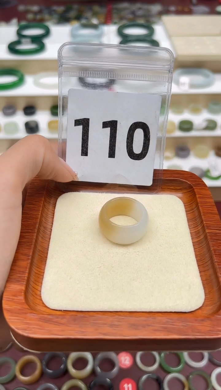 【闪购商品】和田玉戒指未镶嵌港码17号，内径18mm