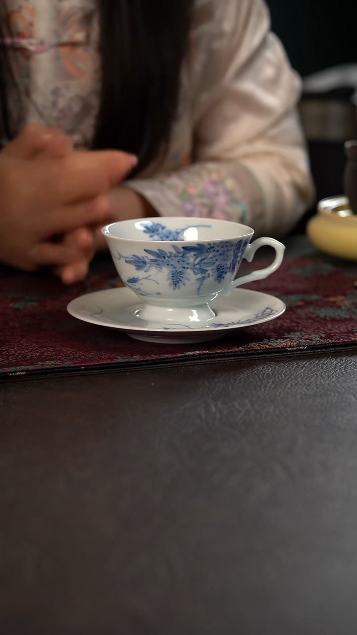 微瑕 厚力煊紫藤花咖啡杯 一杯一碟