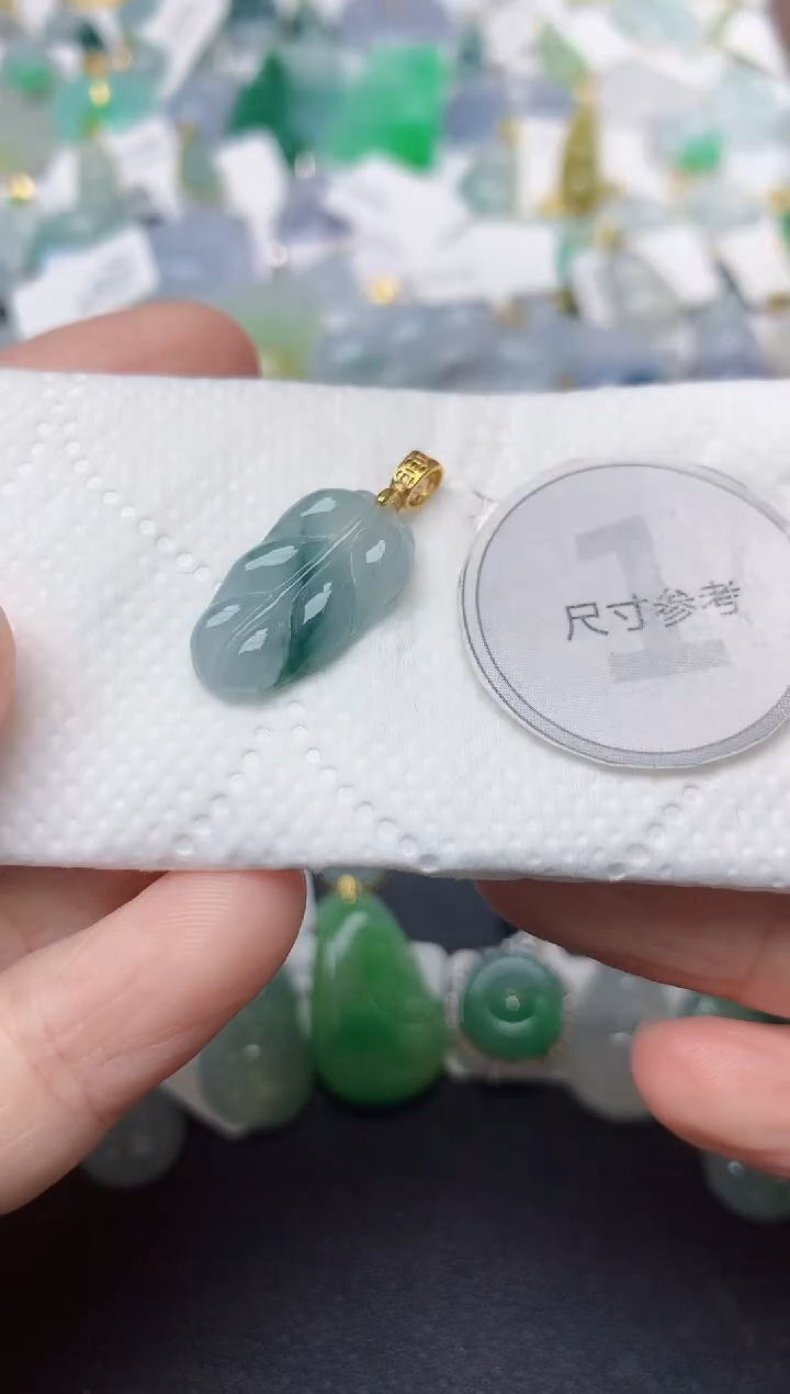 颈饰未镶嵌翡翠天然缅甸A货翡翠