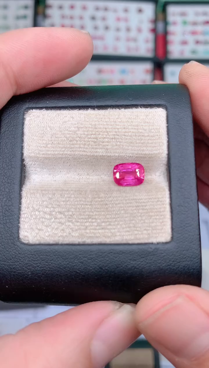 裸石蓝宝石2.01ct无烧吉尔德