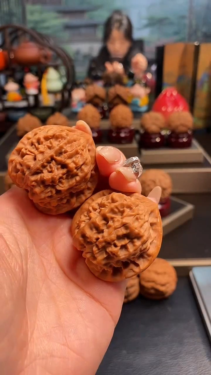 【闪购商品】文玩核桃把件H462龙墩40