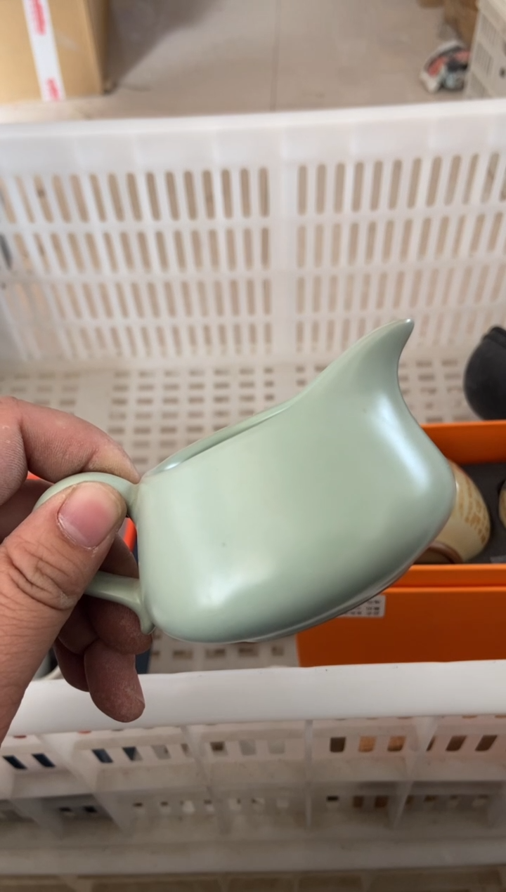 杯无运费险有瑕疵的摄影的产品有使用过的痕迹有点脏介意勿拍