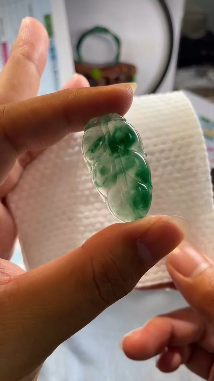 【闪购商品】石英质玉吊坠(不含链)未镶嵌非洲翠