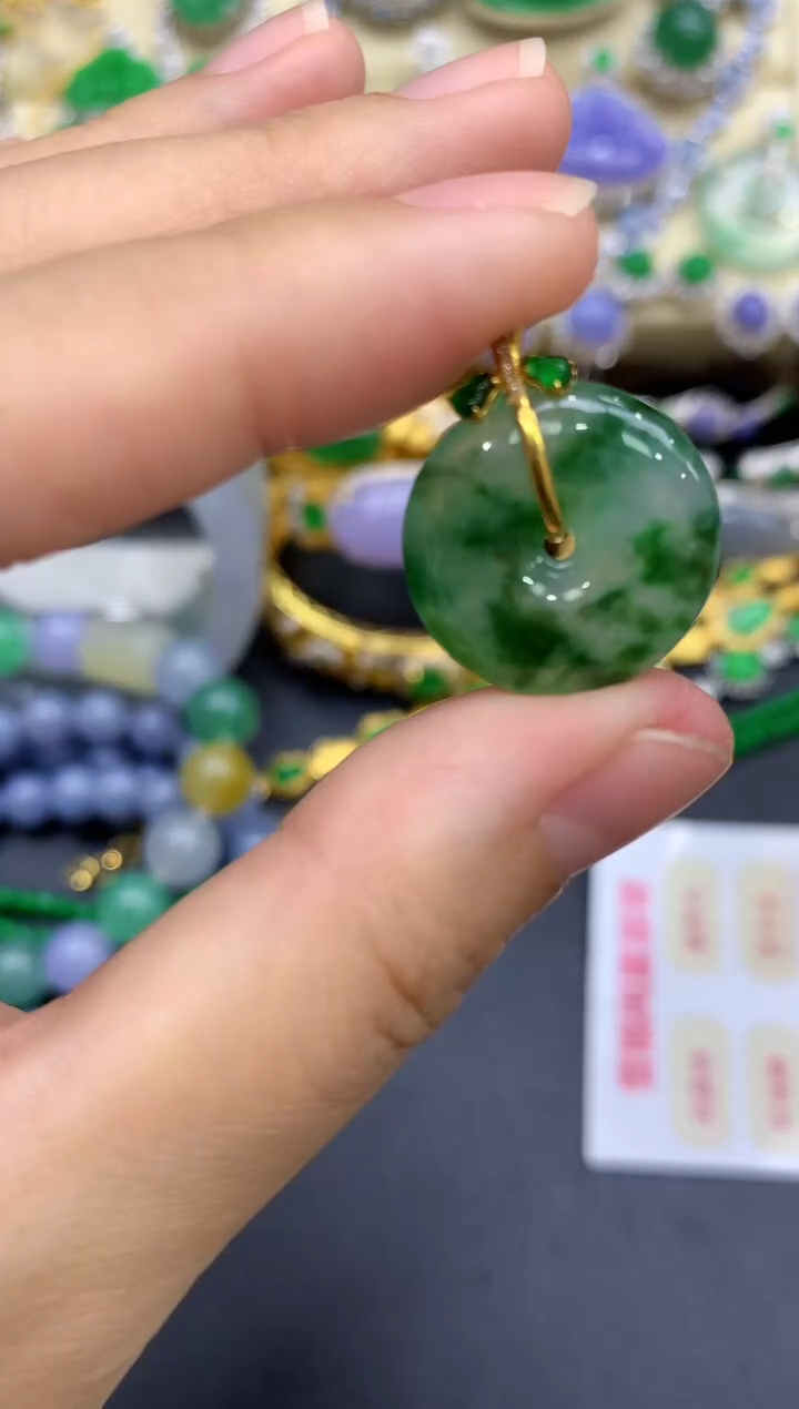 颈饰18K金镶嵌翡翠290-中国好珍宝