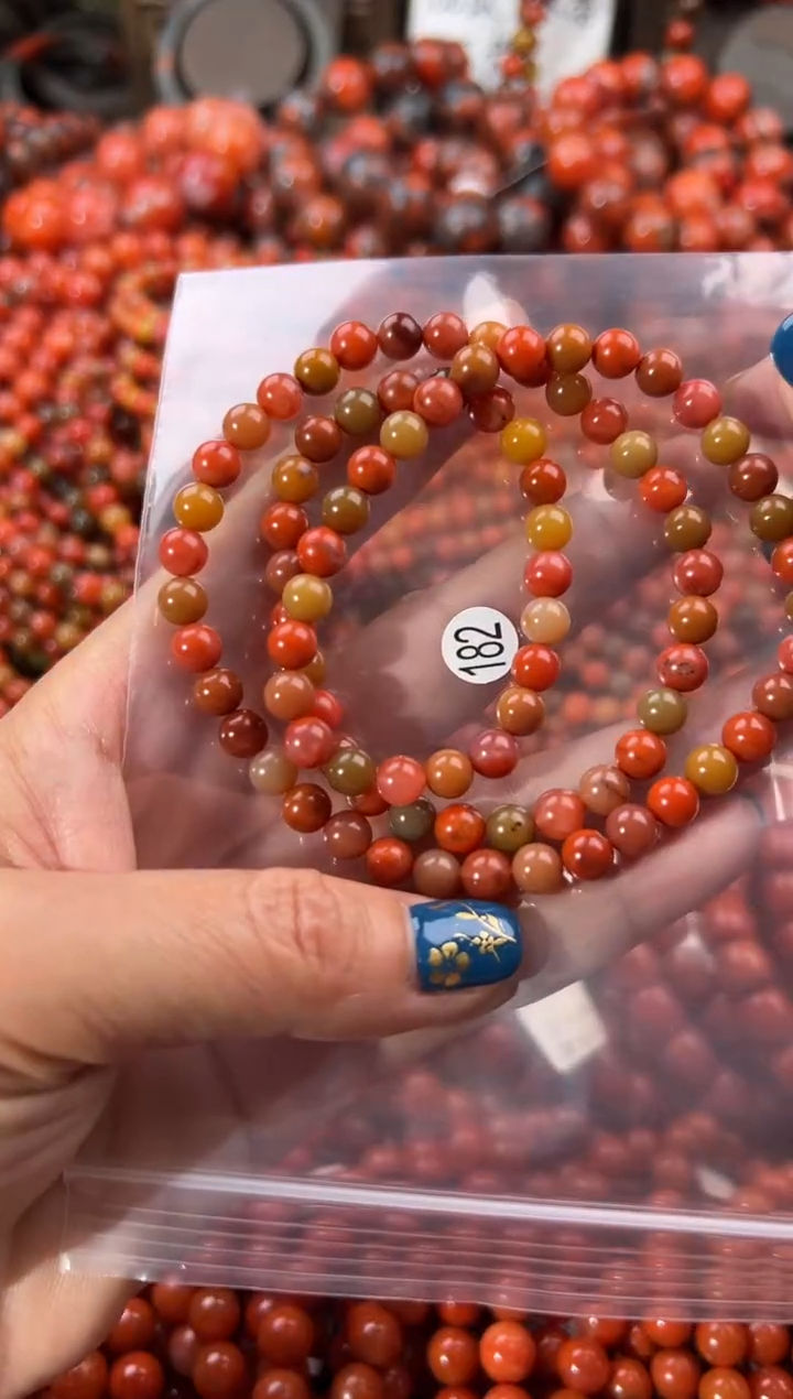 未镶嵌手串南红玛瑙6+