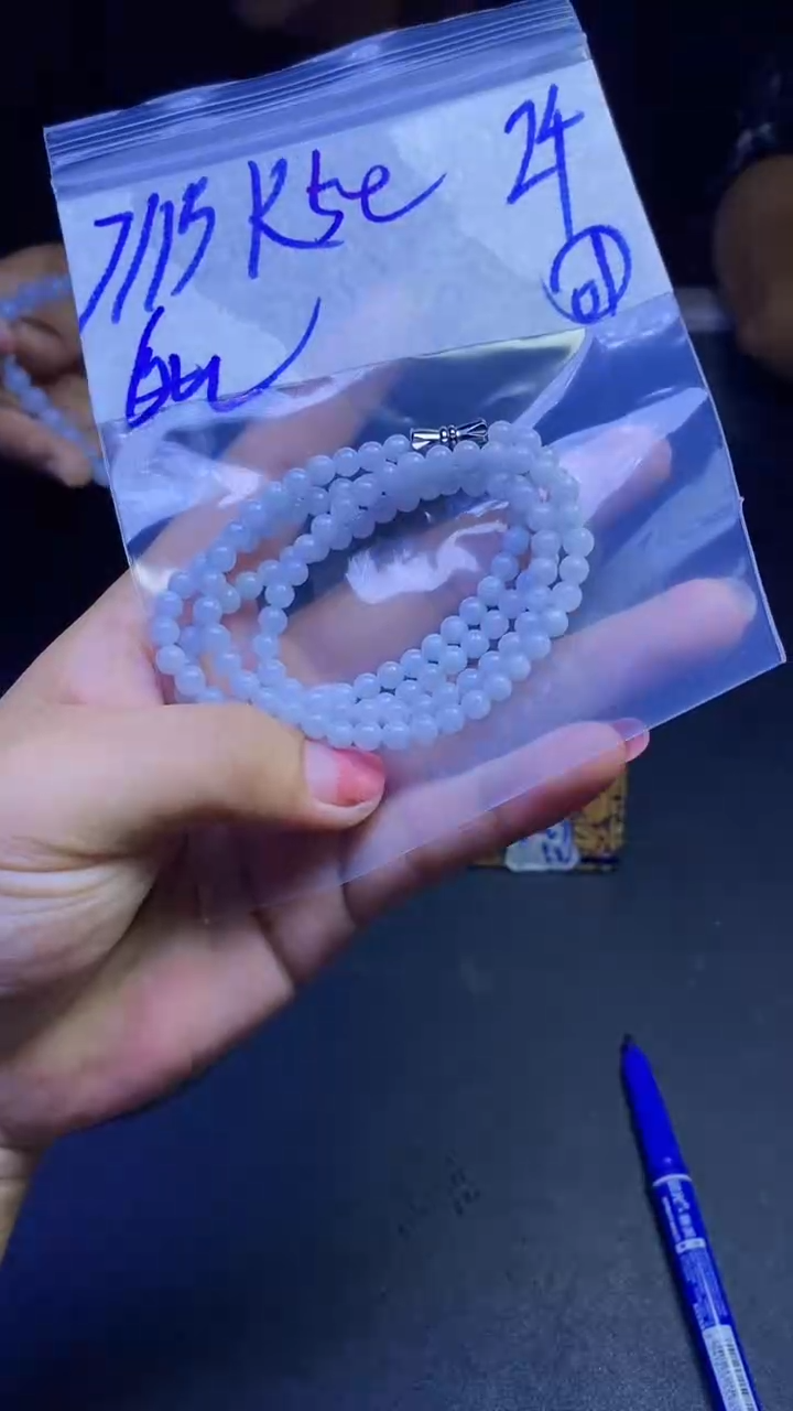 定制翡翠未镶嵌天然缅甸a货翡翠拍一发一