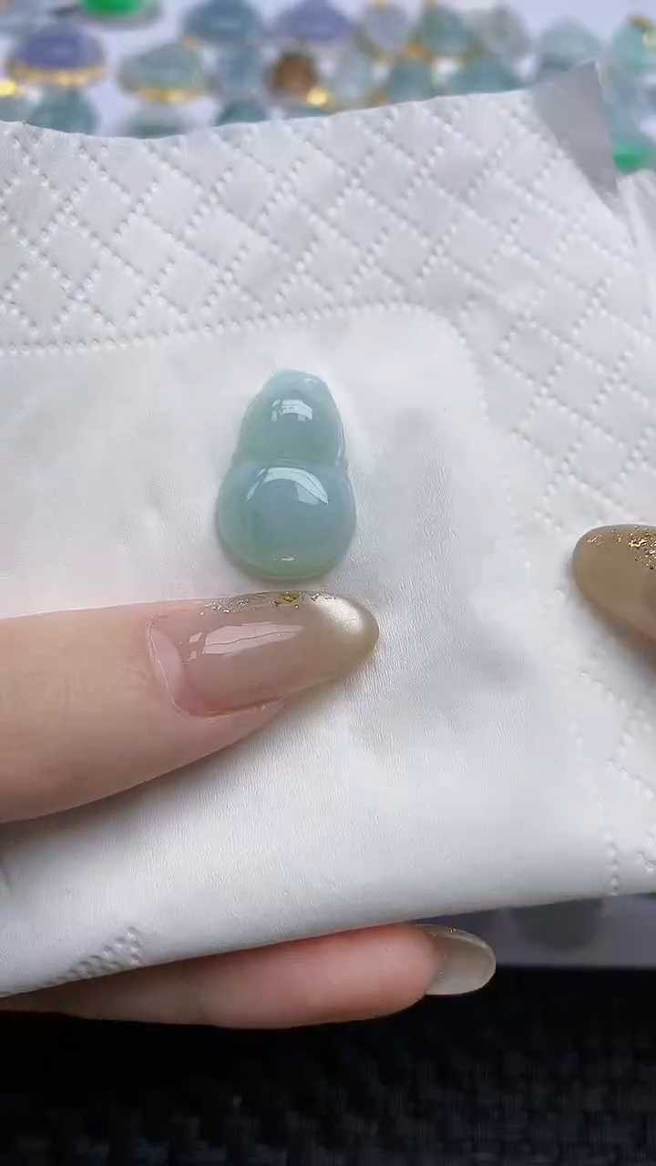【闪购商品】翡翠颈饰未镶嵌天然A货翡翠 