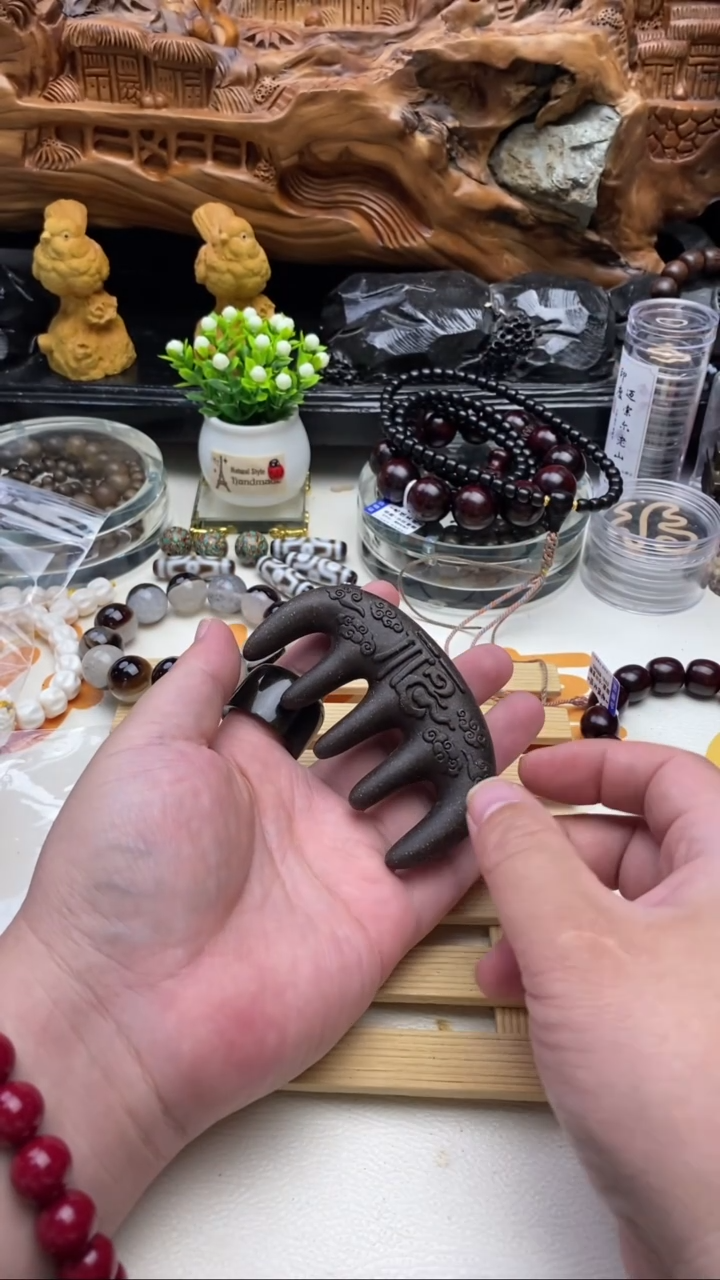 【闪购商品】泥塑何首乌 哈哈哈哈
