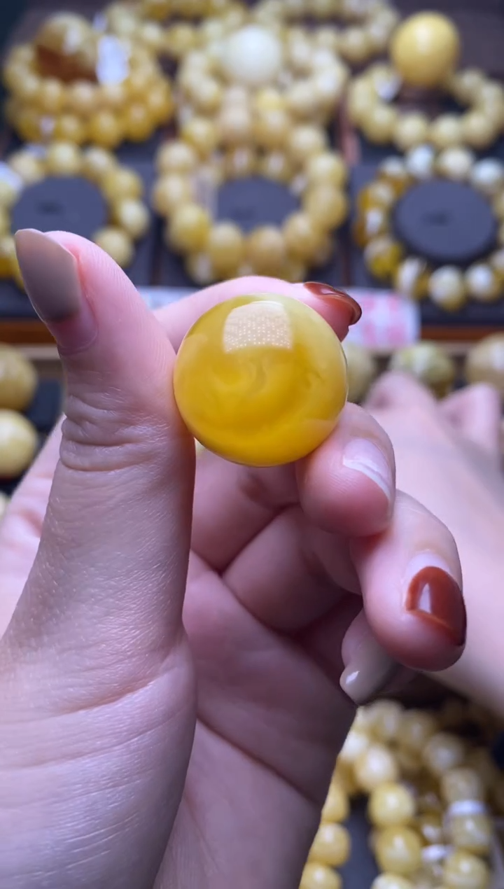 【闪购商品】琥珀裸石未镶嵌大小姐珠宝147