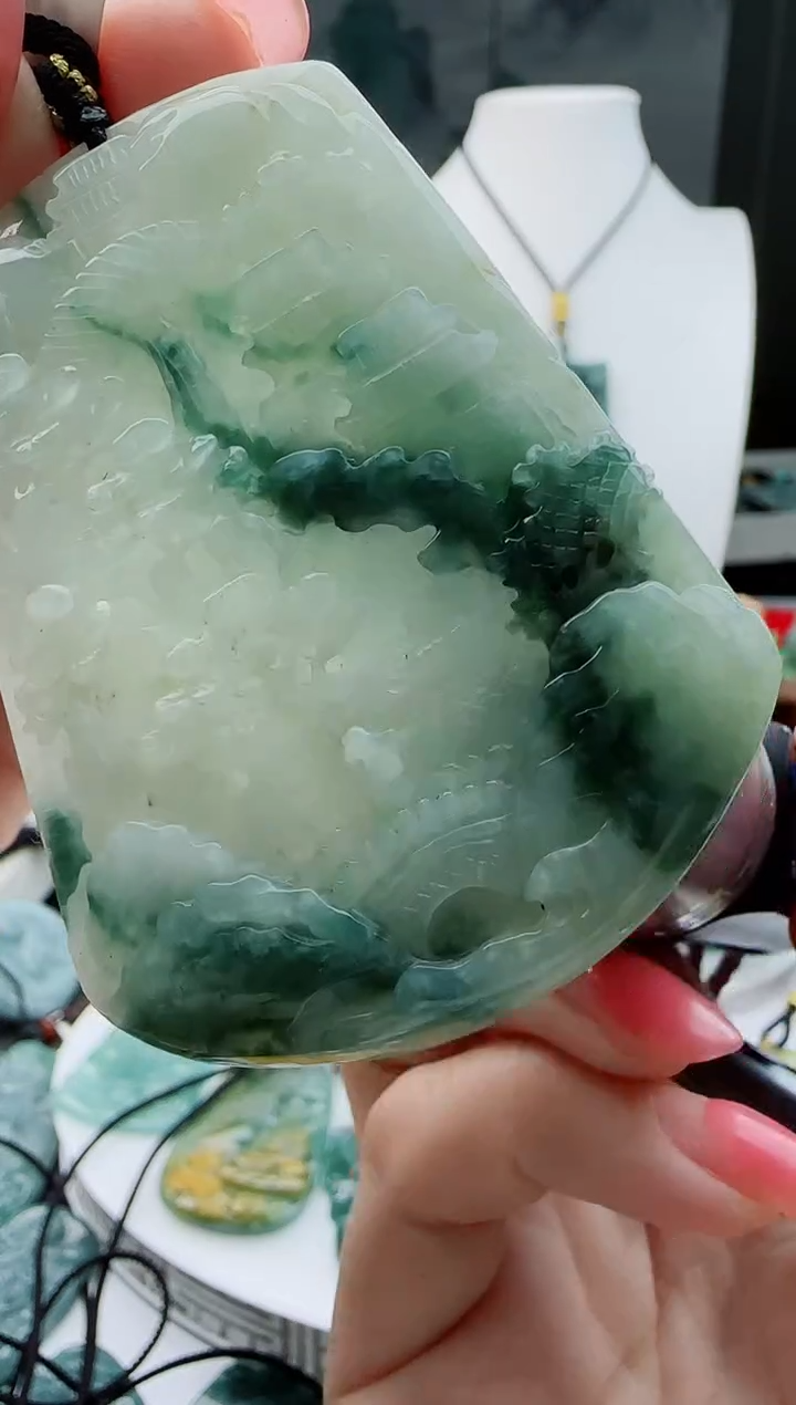 【闪购商品】翡翠颈饰未镶嵌11111111