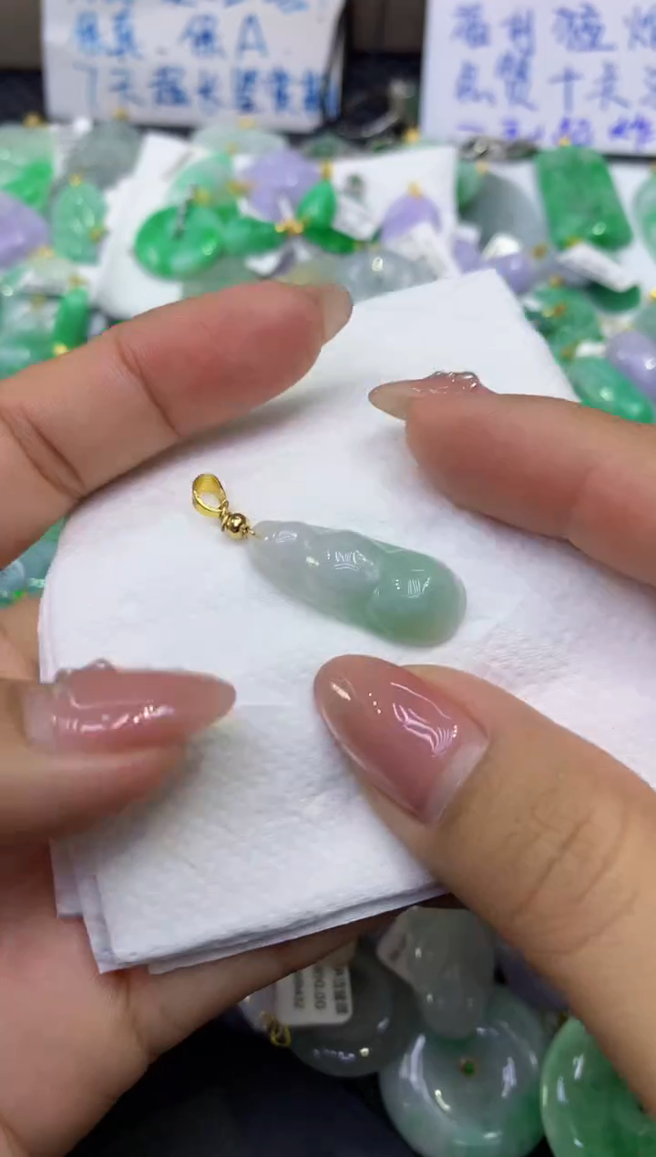 颈饰未镶嵌翡翠天然缅甸A货翡翠