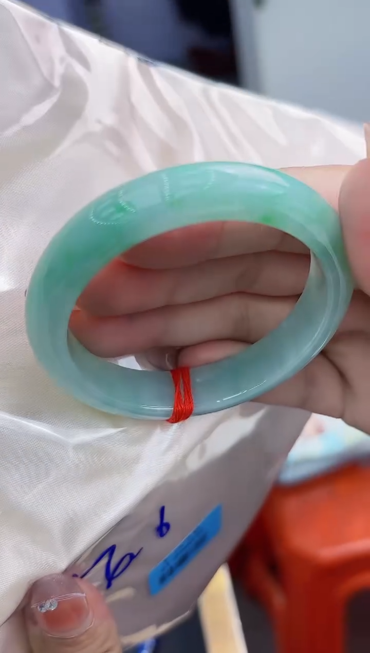 【闪购商品】翡翠手镯未镶嵌翡翠手镯