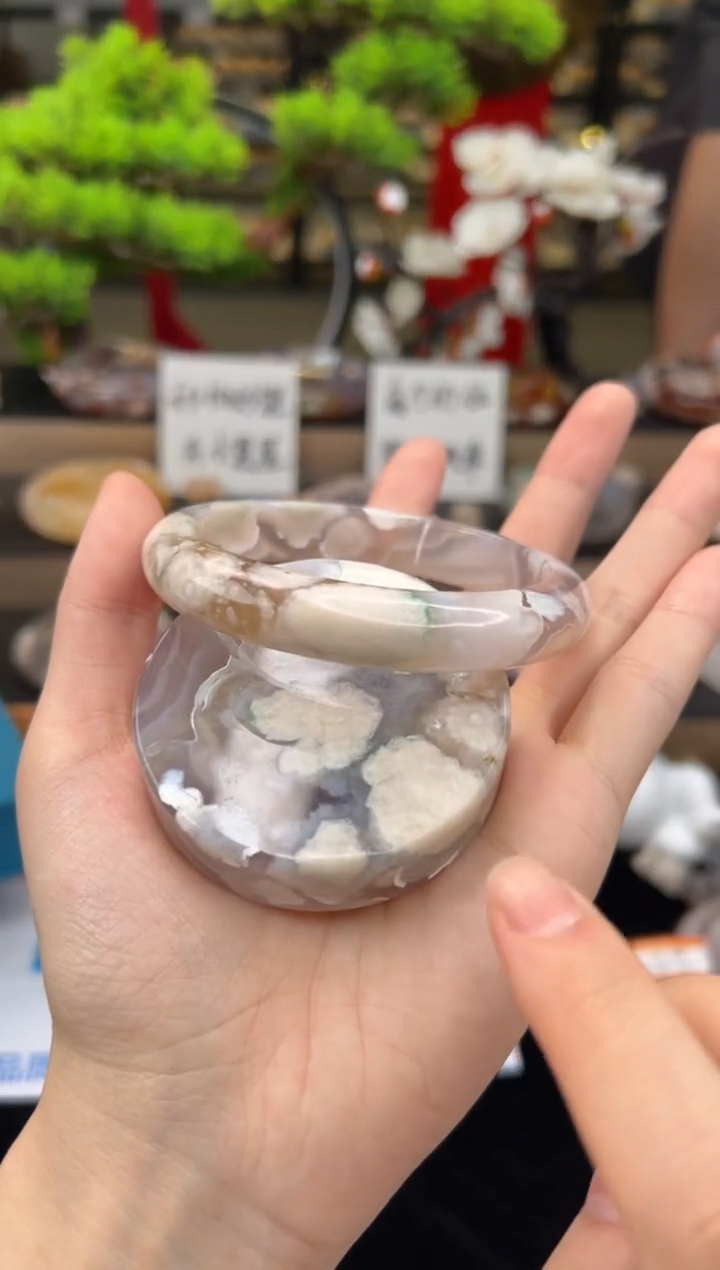 【闪购商品】石英质玉手镯未镶嵌60圈口（赠送镯心）22331