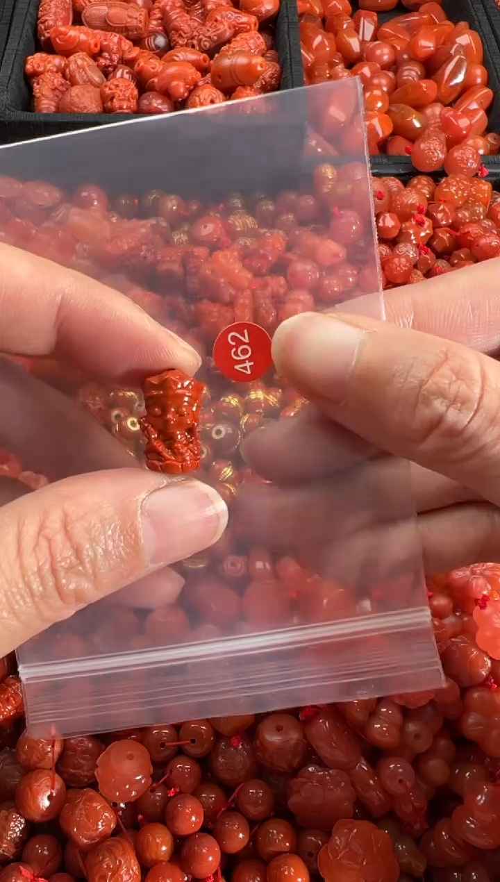 【闪购商品】南红玛瑙颈饰未镶嵌1