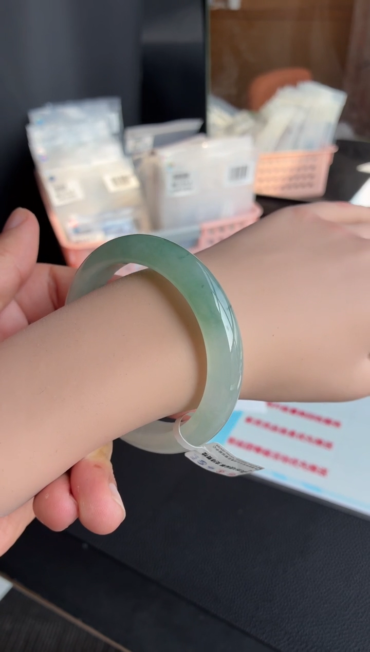 未镶嵌手镯翡翠69号56*11.6*8.8正圈