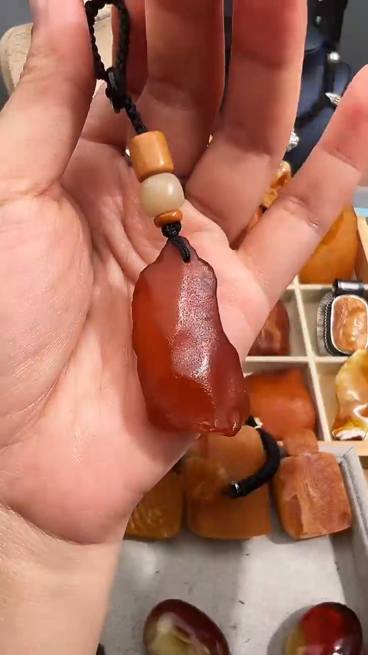 【闪购商品】蜜蜡裸石未镶嵌似玉