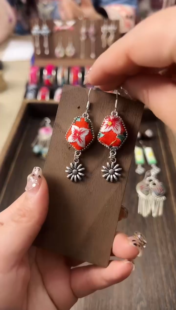 【闪购商品】织绣民族风老绣饰品346