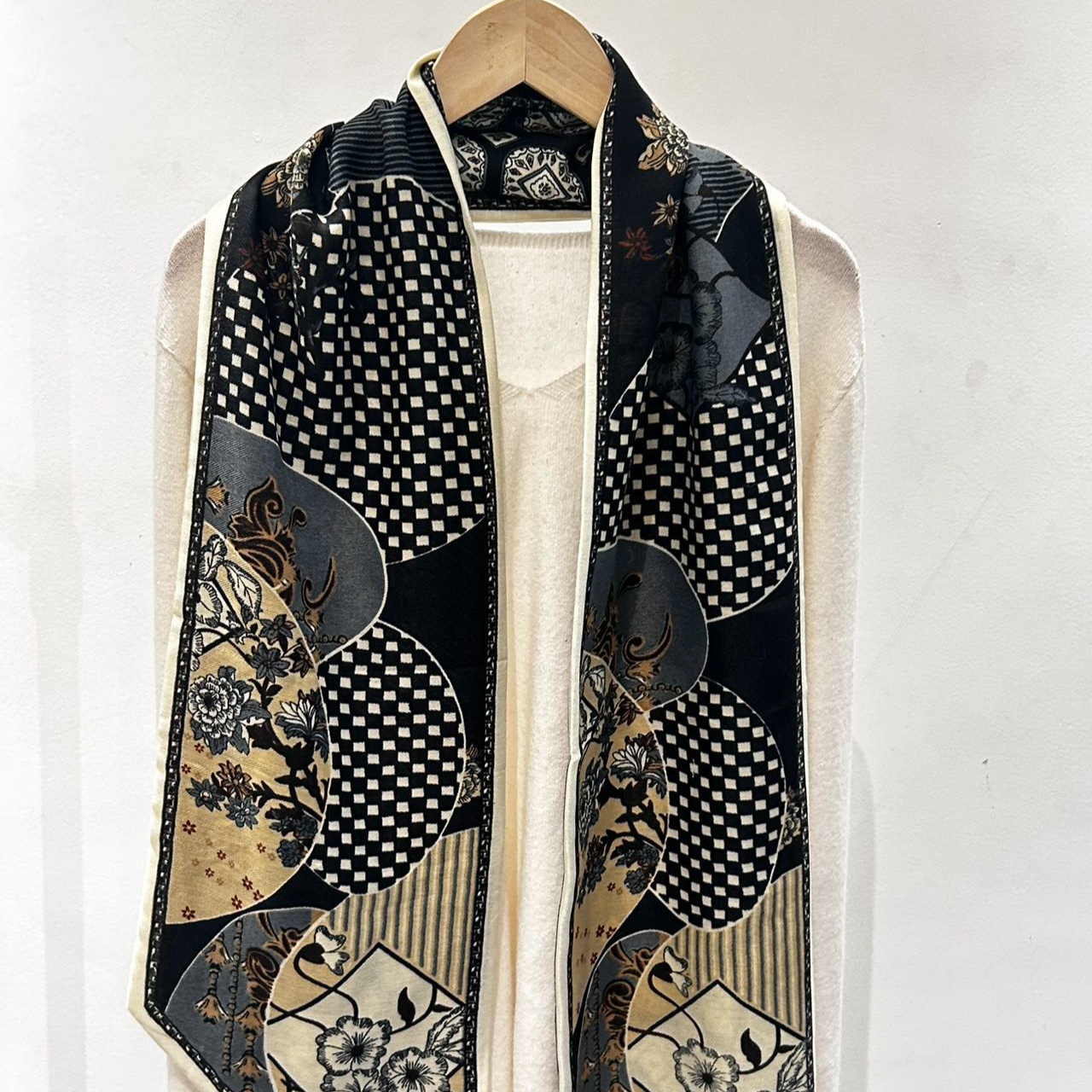 （黑色春序）斜角飘带20*150左右长条巾