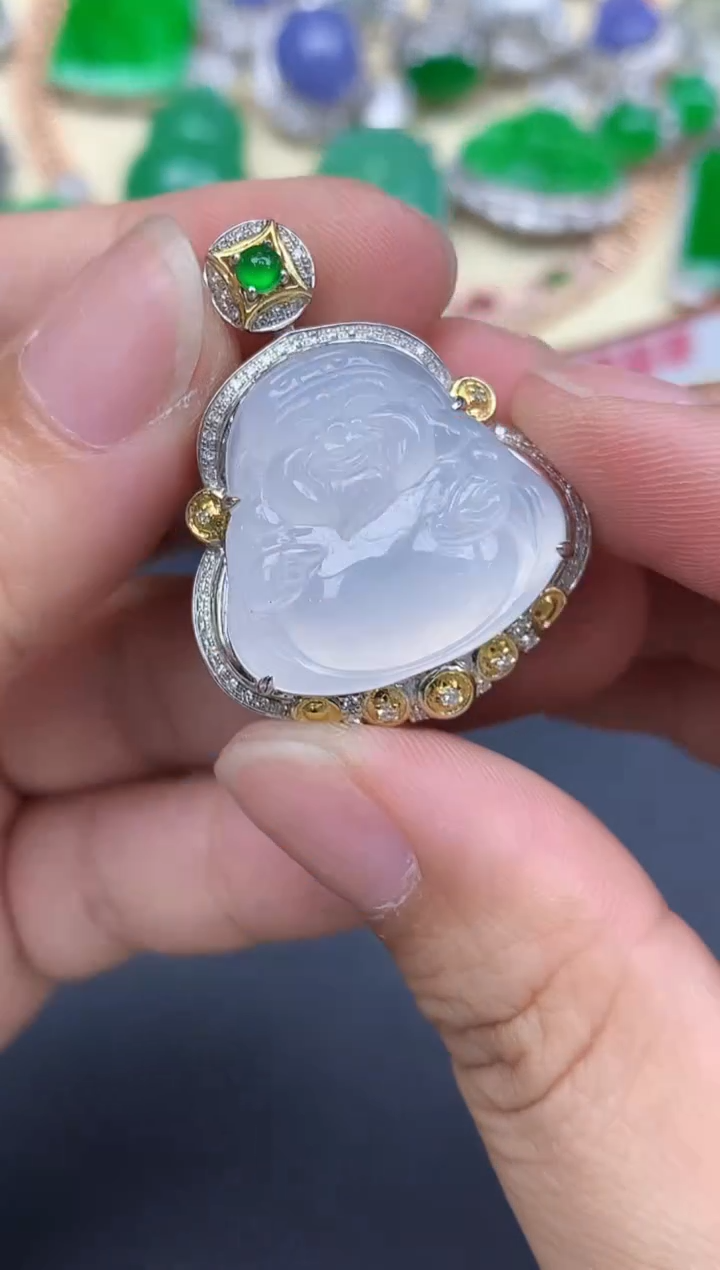 颈饰18K金镶嵌翡翠678-中国好珍宝