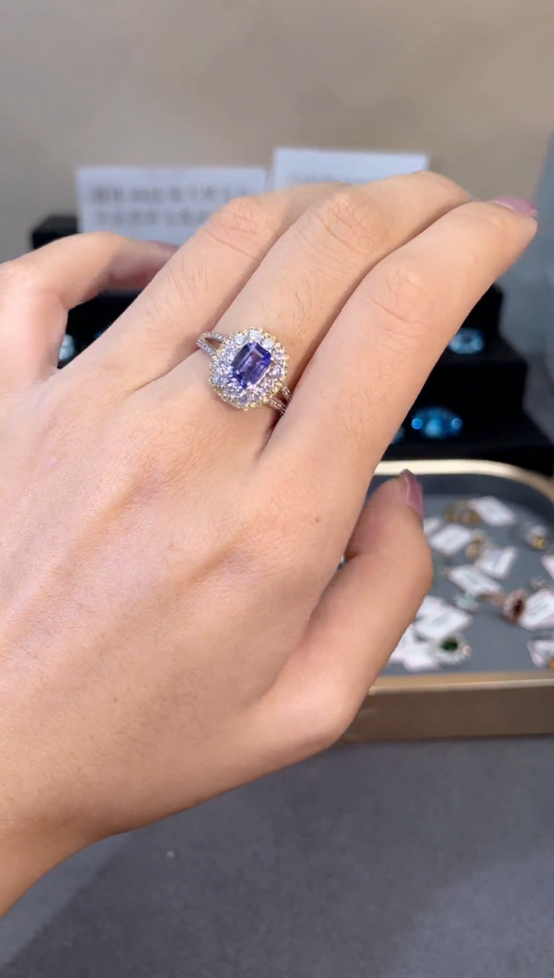 银S925镶嵌戒指坦桑石天然宝石