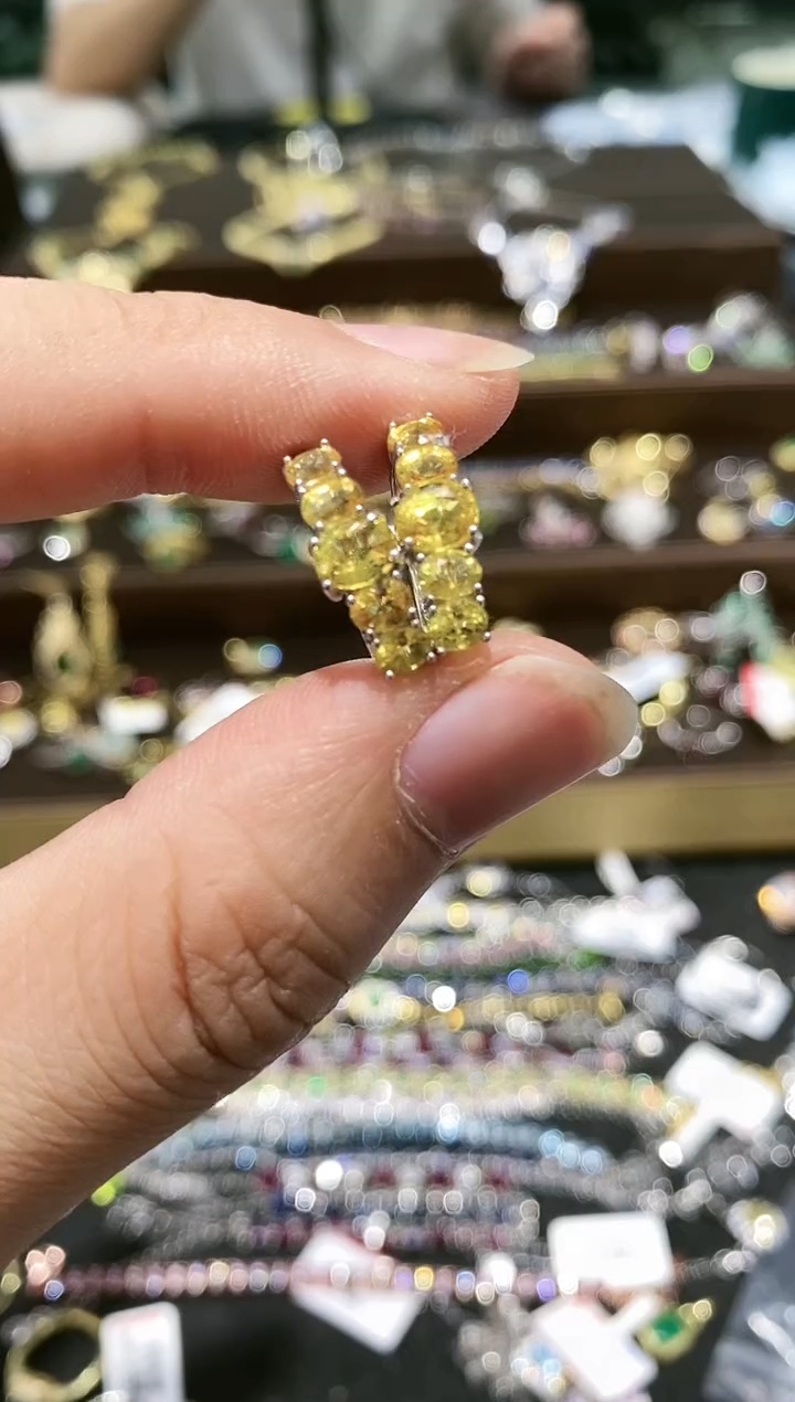 【闪购商品】蓝宝石耳饰银S925镶嵌耳饰