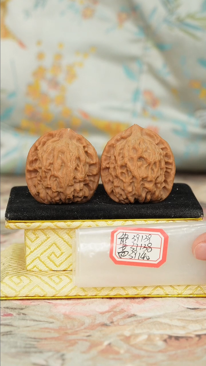 【闪购商品】文玩核桃把件非嫁接北京