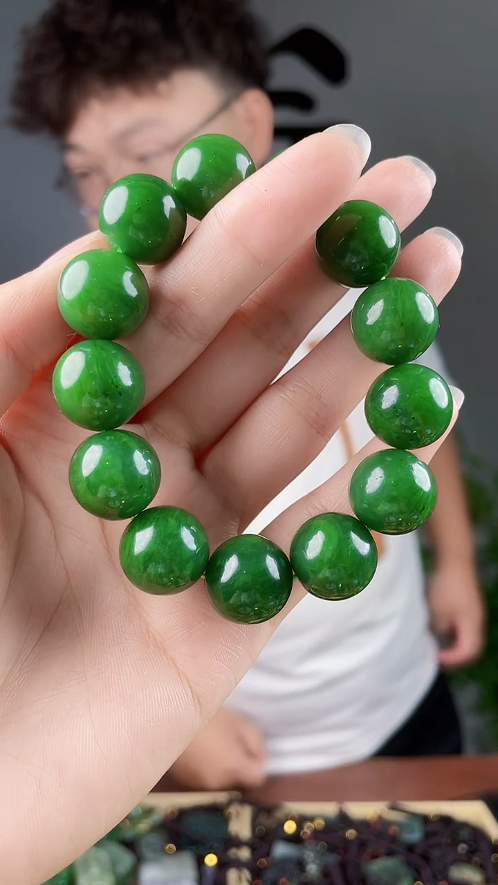 和田玉未镶嵌颈饰拍一发一，多样性发货