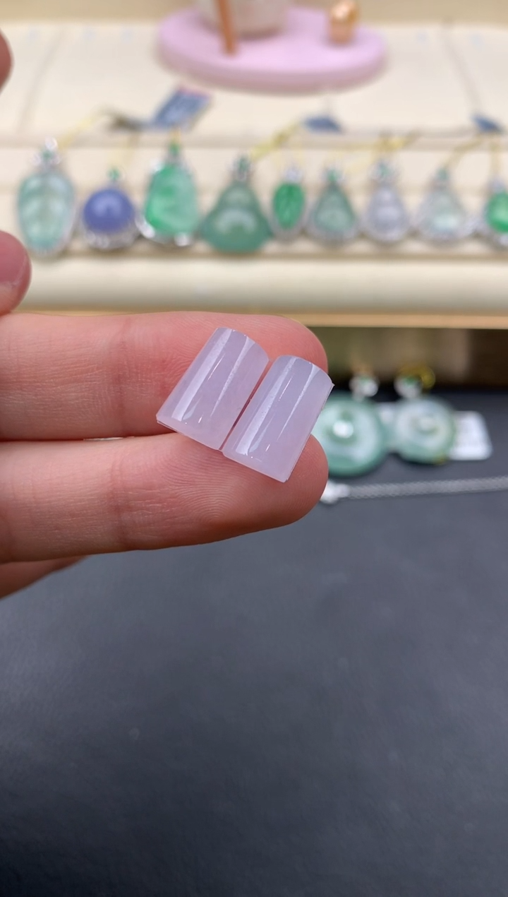【闪购商品】翡翠颈饰未镶嵌W74      