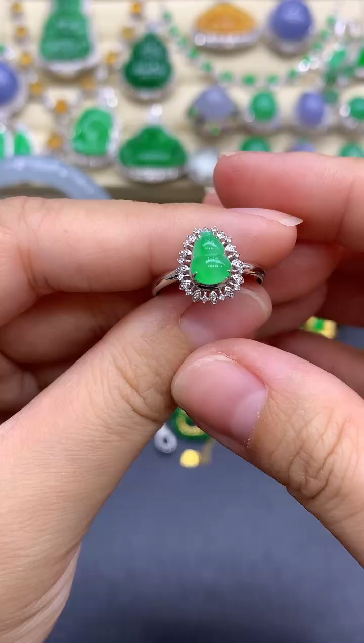 18K金镶嵌戒指翡翠259-中国好珍宝