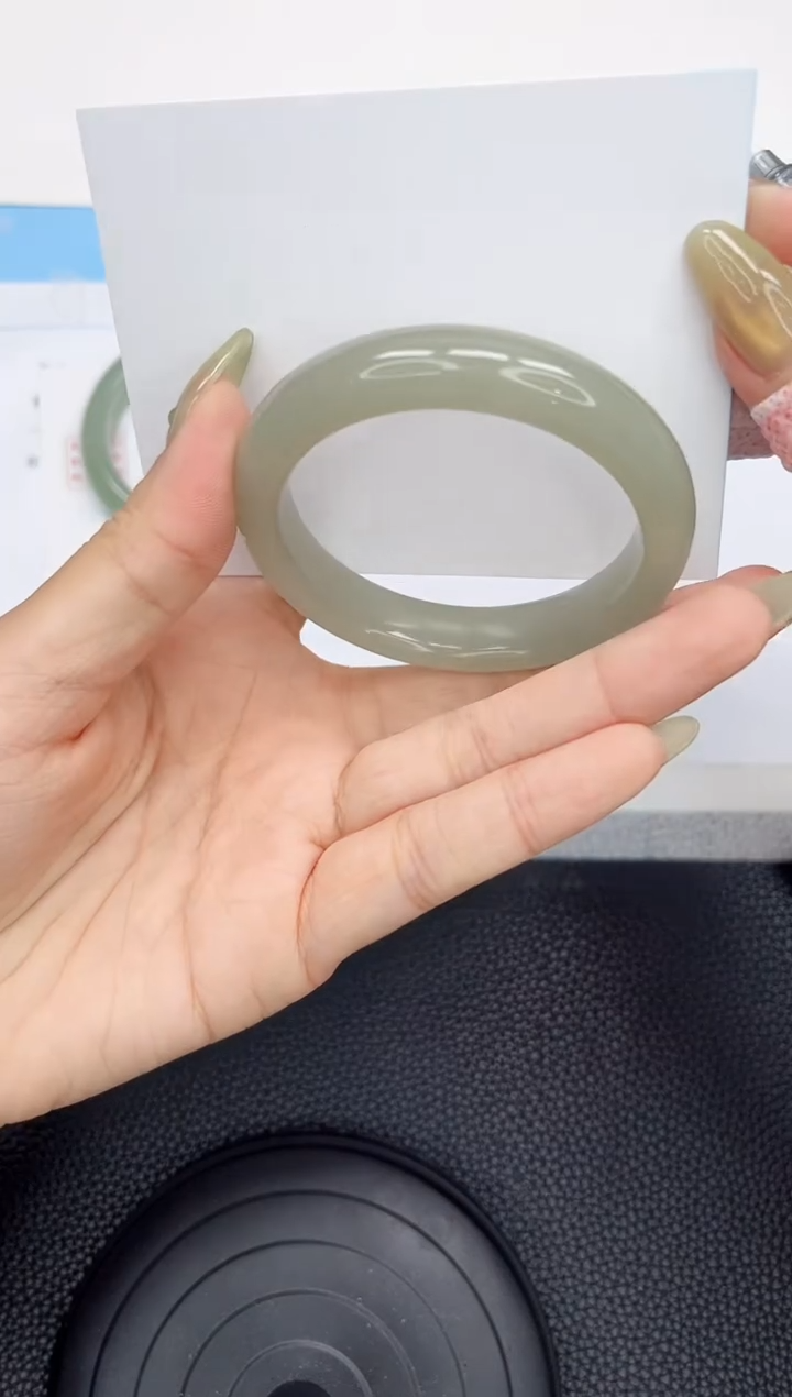 石英质玉手镯未镶嵌21-50.5