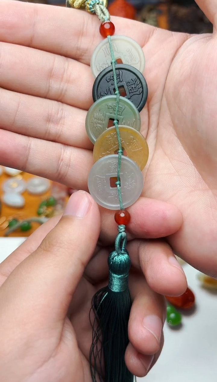 【闪购商品】和田玉颈饰未镶嵌五帝钱01