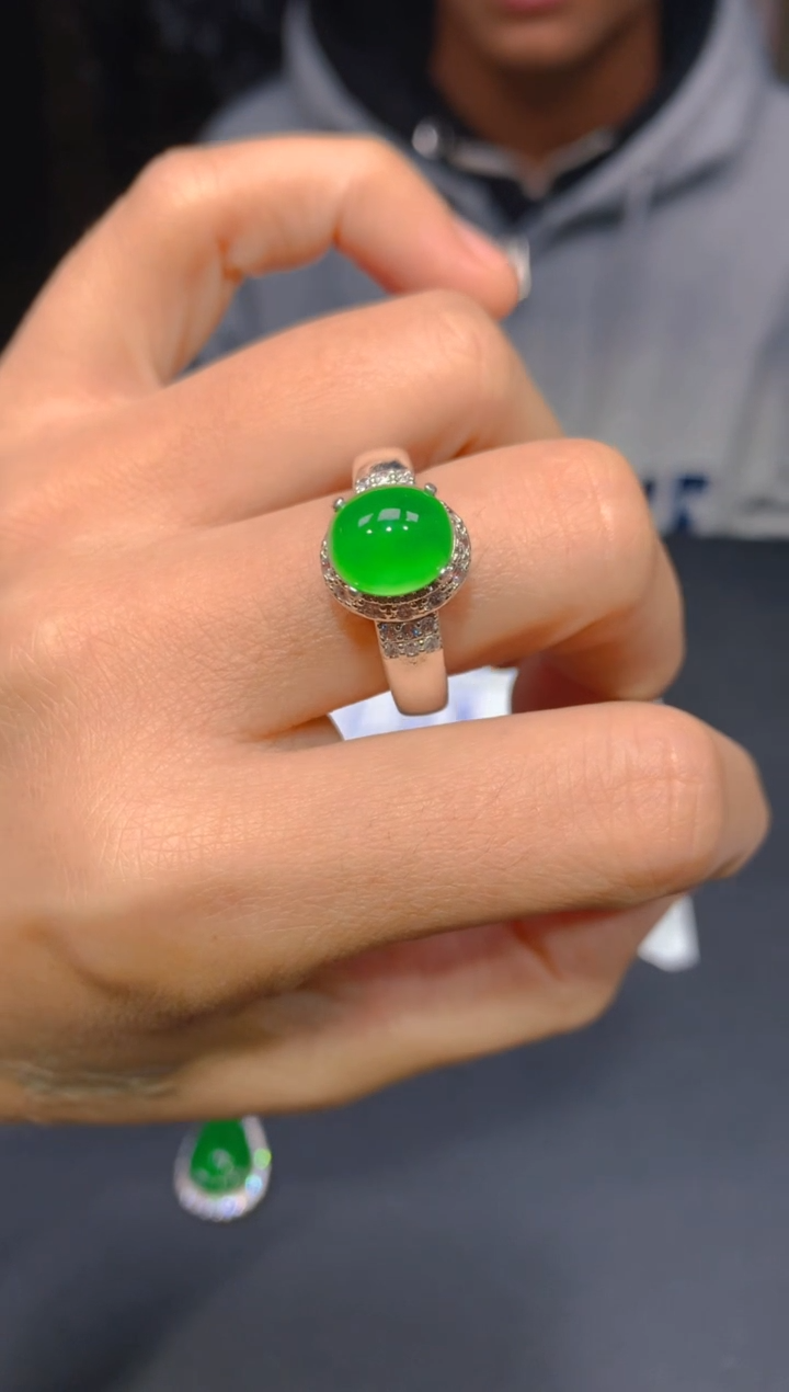 【闪购商品】定制翡翠未镶嵌66多样性发货（发其一）