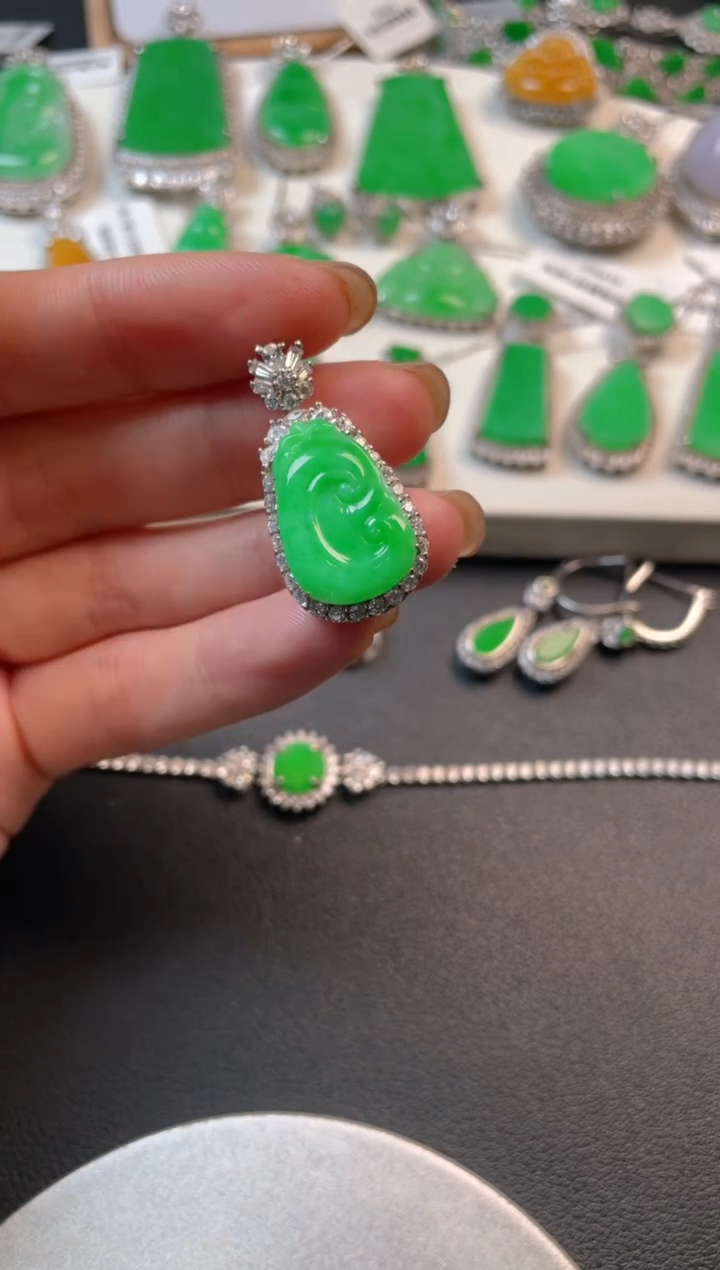 【闪购商品】翡翠吊坠(不含链)银S925镶嵌吊坠