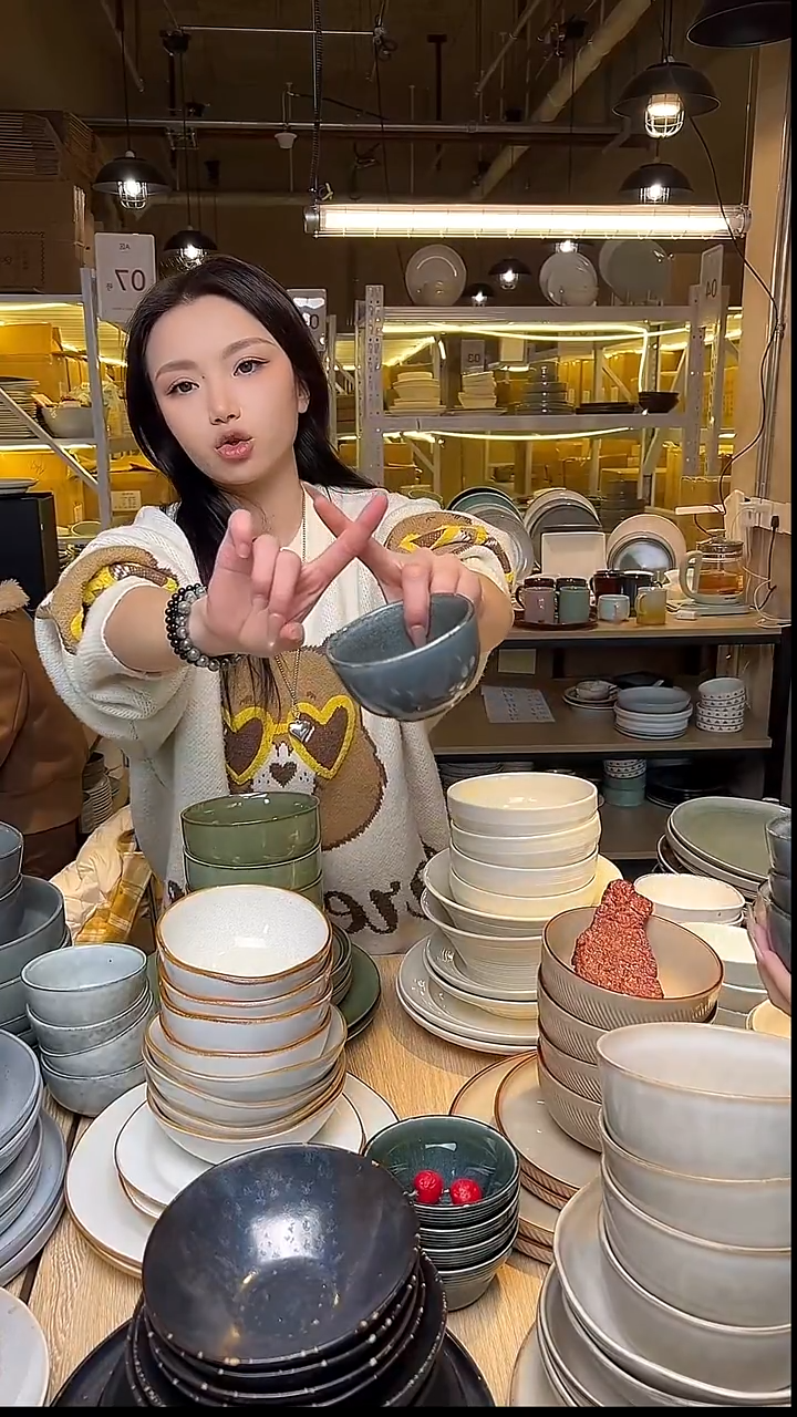 瓷26外贸尾货窑变釉下彩默外微瑕