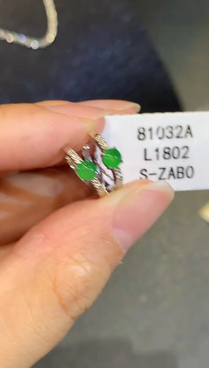 翡翠18K金镶嵌耳饰L1802多样性发其一