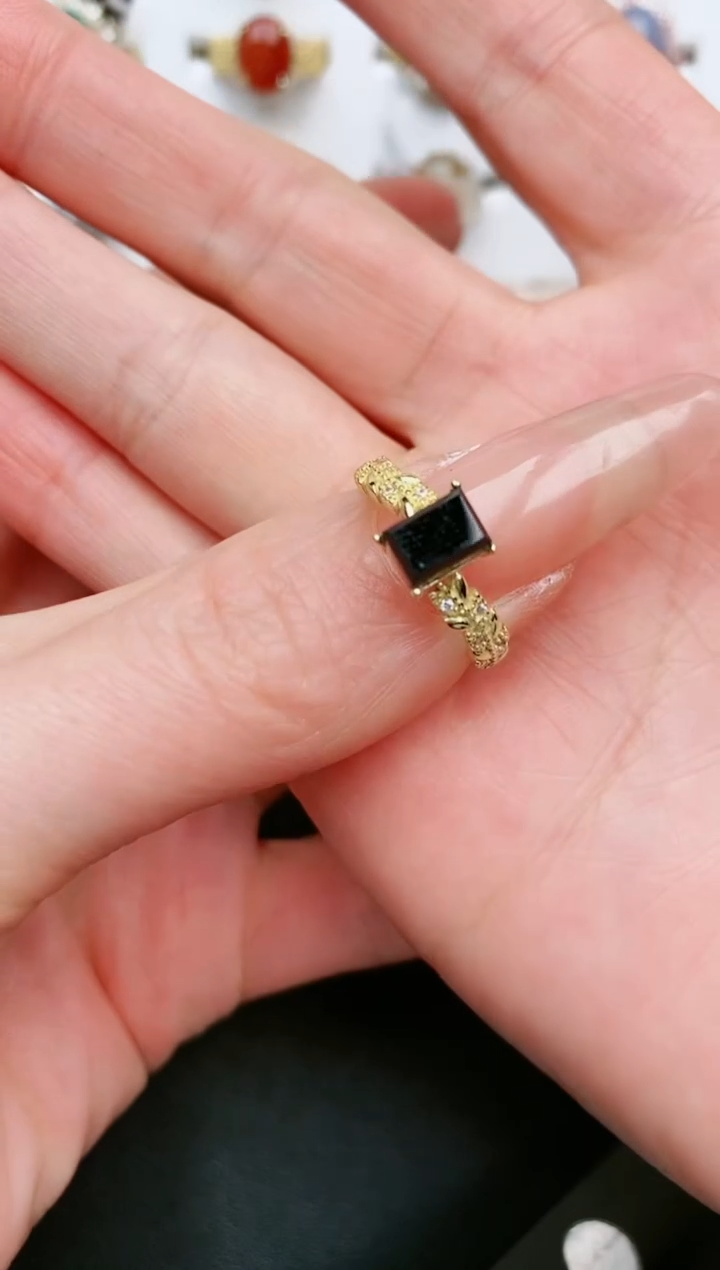 【闪购商品】翡翠戒指银S925镶嵌....