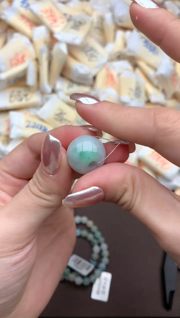 【闪购商品】翡翠挂件未镶嵌一