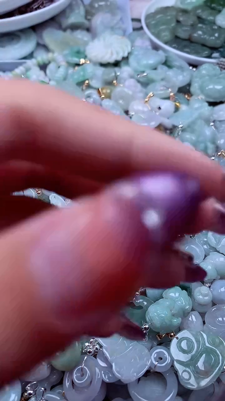 翡翠未镶嵌吊坠(不含链)1770