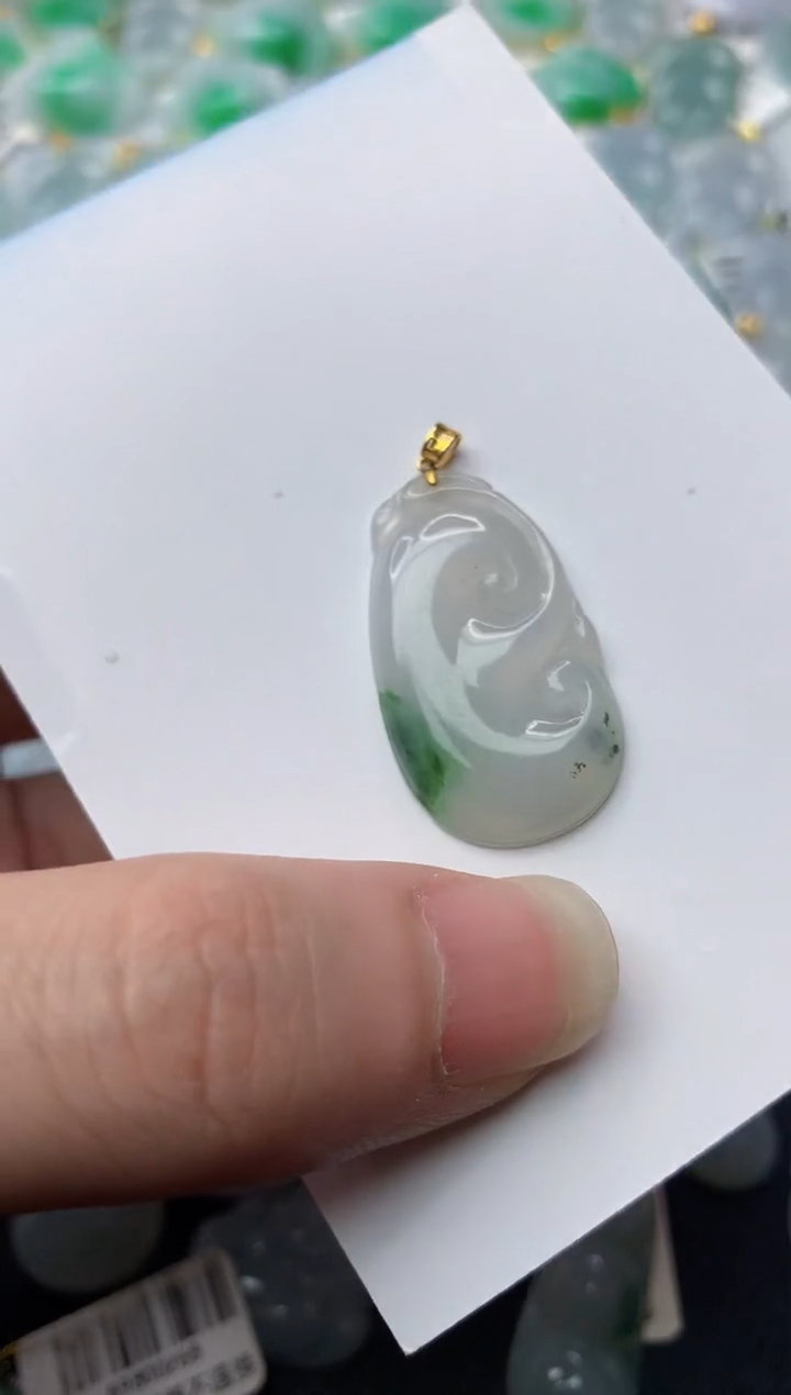 【闪购商品】翡翠颈饰18K金镶嵌30.........