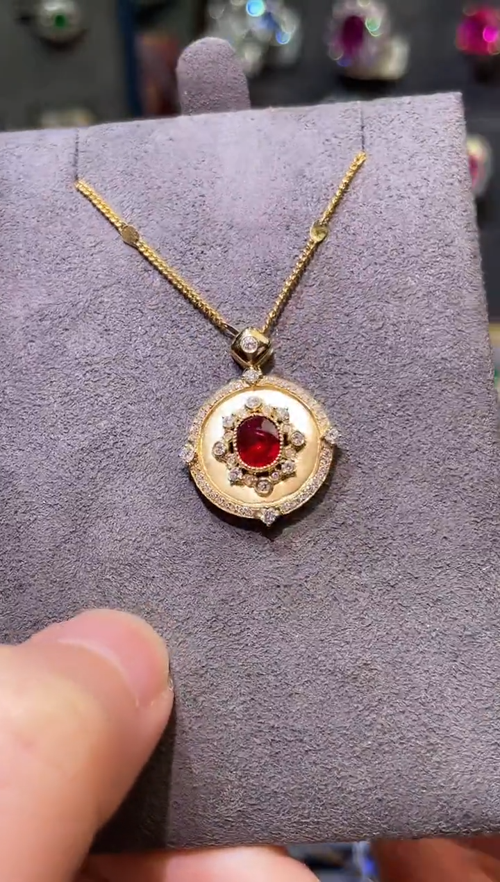 【闪购商品】红宝石戒指18K金镶嵌/无烧鸽血红/0.66ct