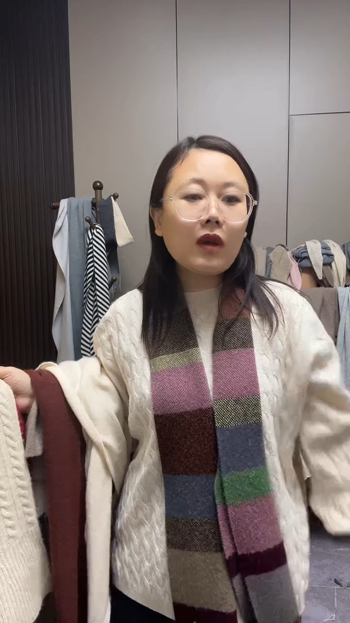 彩虹条围巾66666