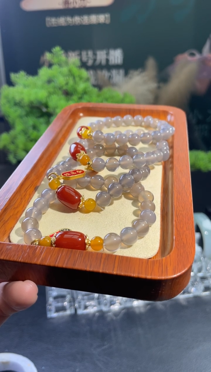 【闪购商品】玛瑙/玉髓手链合金手链多样性发一