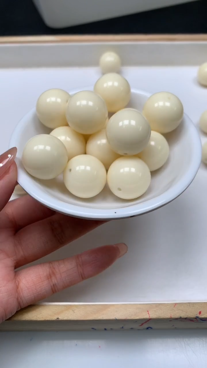 裸石蜜蜡未镶嵌M97 骨 瓷 白20mm1个8元